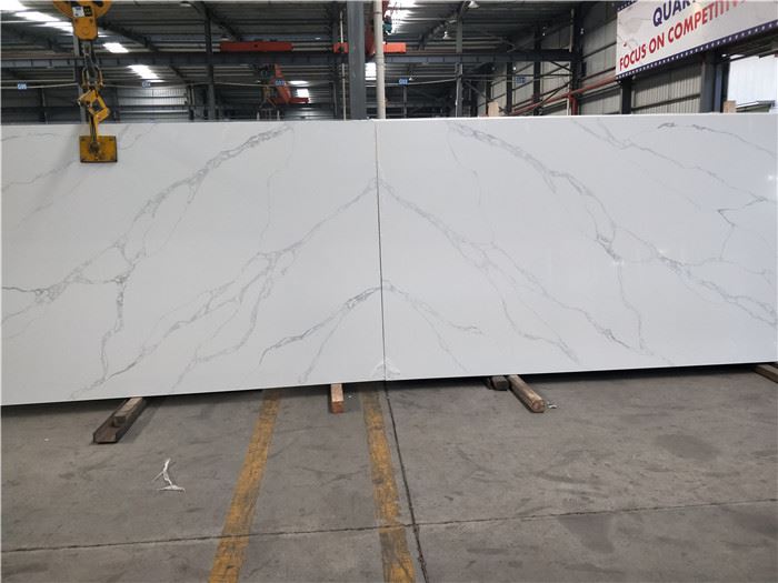 sicilian calacatta quartz slab