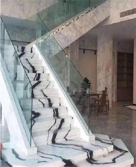 panda white stairs