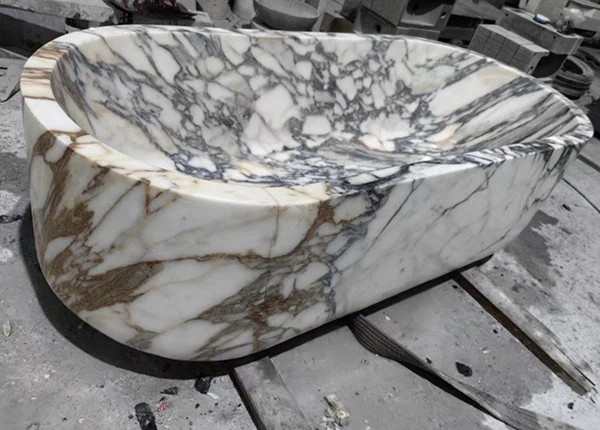 Arabescato Marble Bathtub