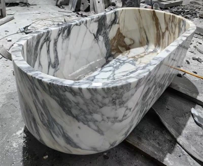 Mermer banyo küveti